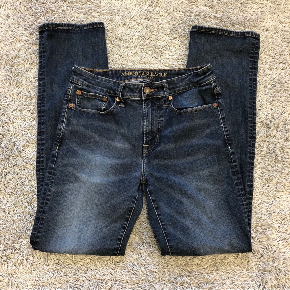 American Eagle Dark Wash Straight Jeans
